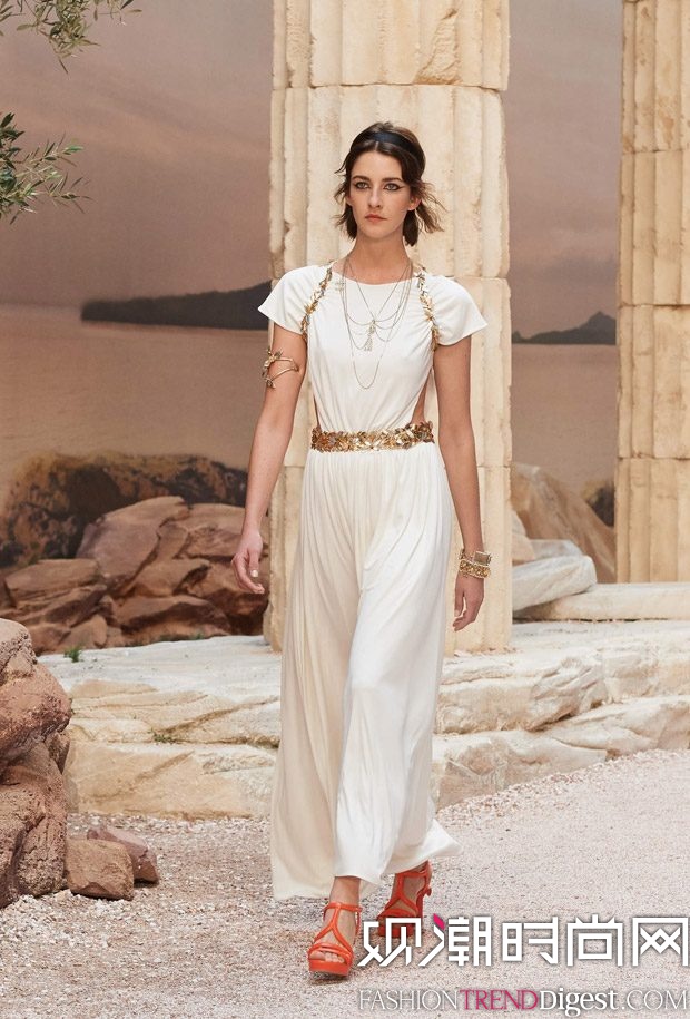 Chanel 2018紺ȼϵ(chng)DƬ