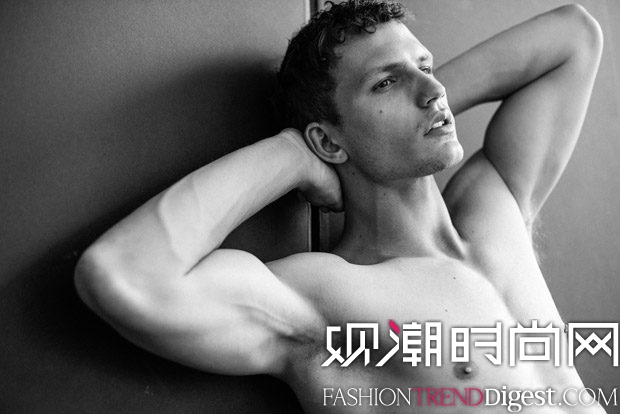 Nathaniel VisseryHunter Bach[桶GQ20175s־퓸DƬ