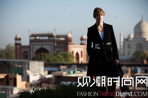 Sven de Vries[̩(gu)桶Elle Man2017s־(ni)(y)DƬ