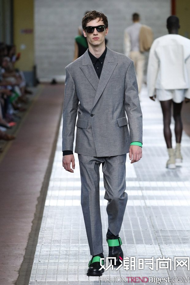 Dirk Bikkembergs 2018ϵDƬ