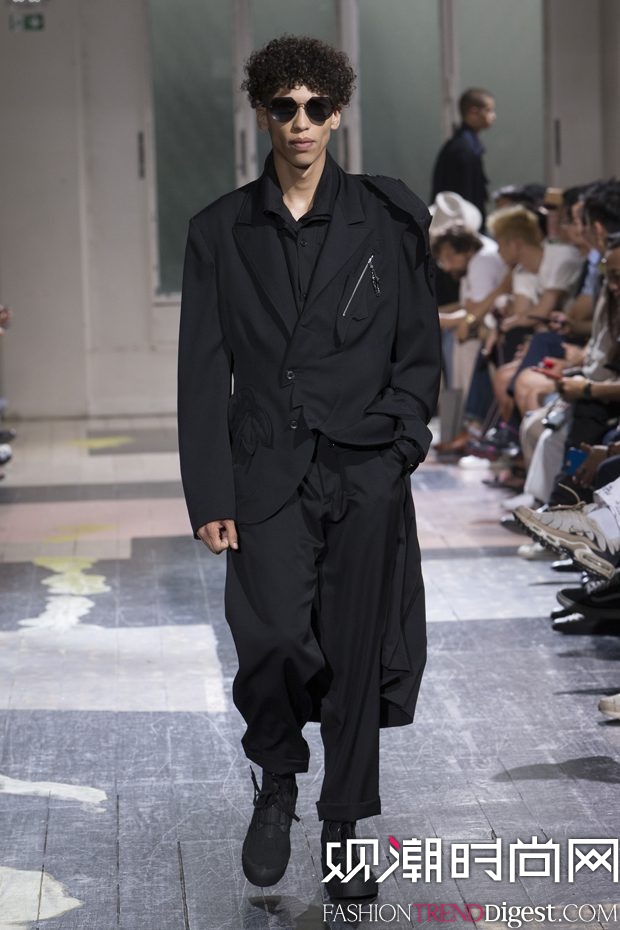 YOHJI YAMAMOTO 2018bϵDƬ