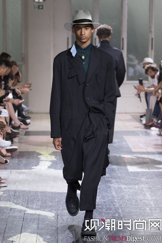 YOHJI YAMAMOTO 2018װϵ㳡ͼƬ