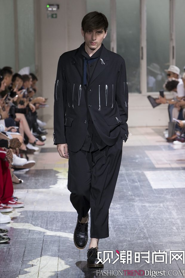 YOHJI YAMAMOTO 2018װϵ㳡ͼƬ