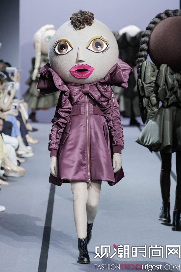 Viktor&Rolf 2017ﶬ߶ϵ㳡ͼƬ