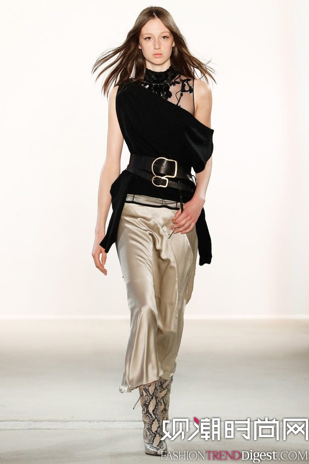 Dorothee Schumacher 2018ϵ(chng)DƬ