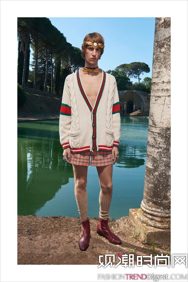 Gucci 2018紺bϵl(wi)ookbookDƬ