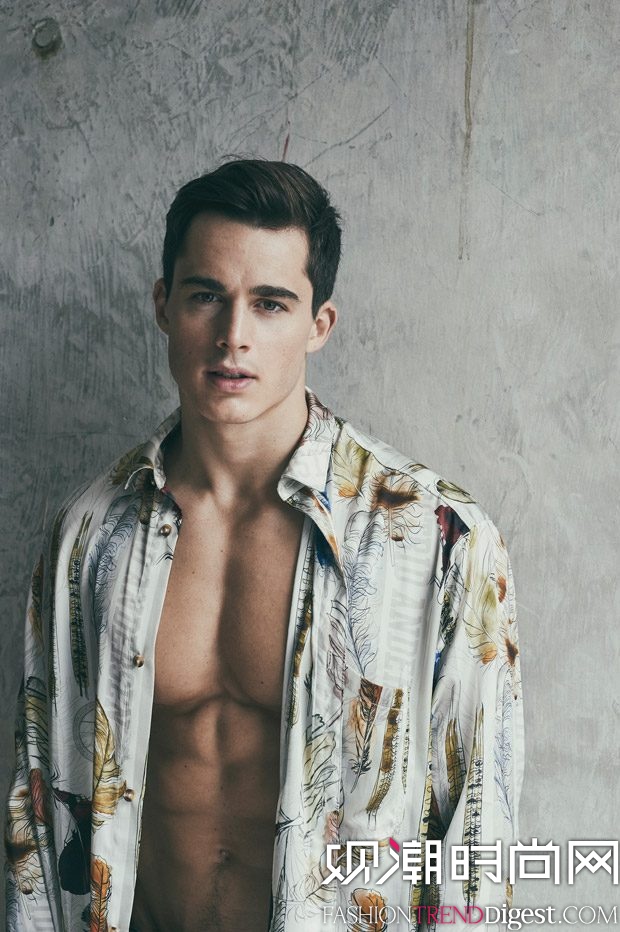 Pietro Boselli PosesWonderland2017괺ļ־ҳͼƬ