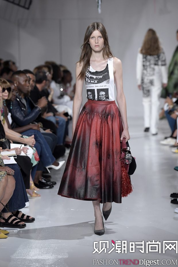 Calvin Klein Collection 2018ϵDƬ