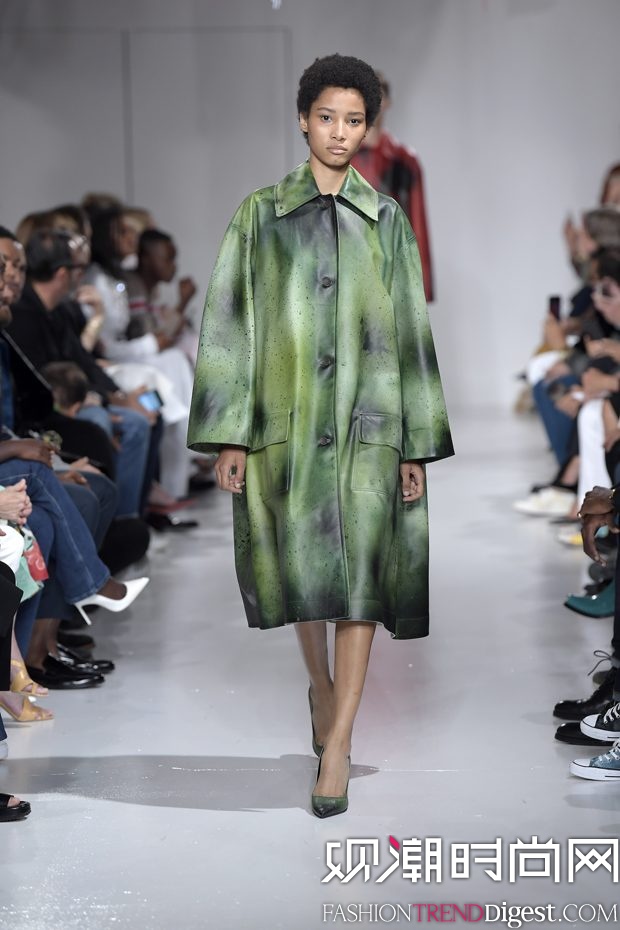 Calvin Klein Collection 2018ϵDƬ