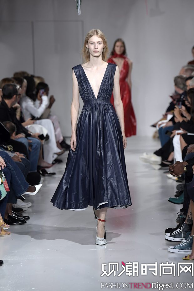 Calvin Klein Collection 2018ϵDƬ