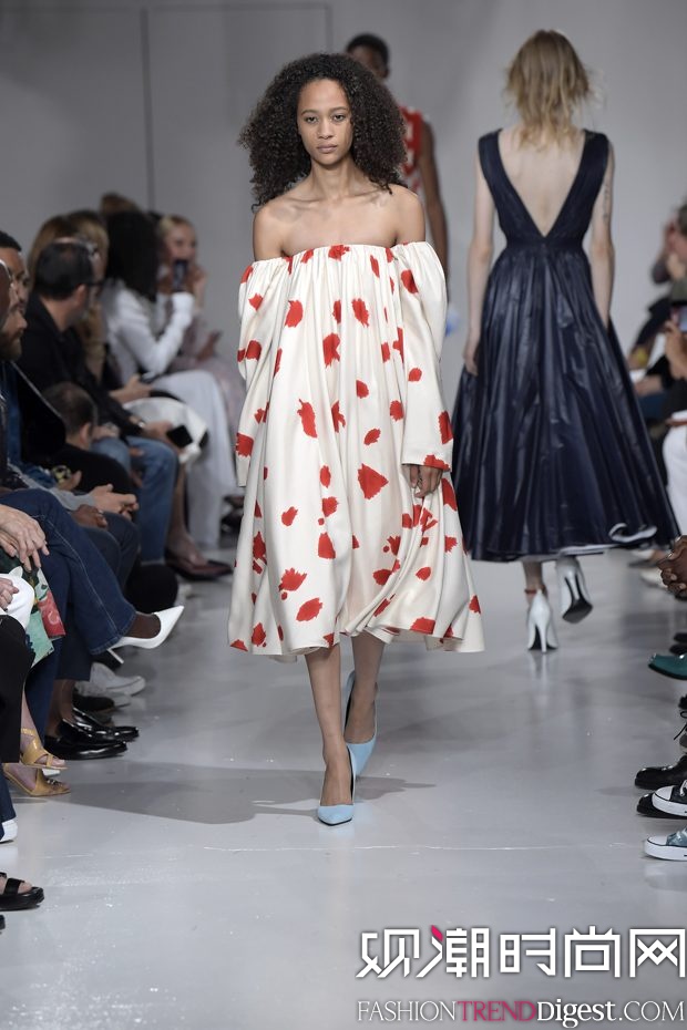 Calvin Klein Collection 2018ϵDƬ