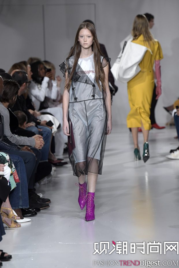 Calvin Klein Collection 2018ϵ(chng)DƬ
