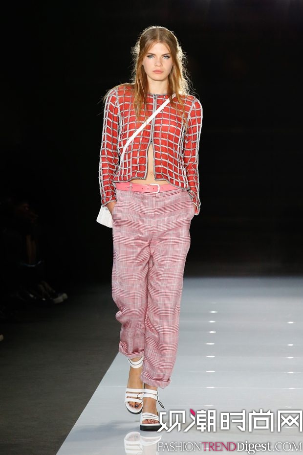Emporio Armani 2018ϵ(chng)DƬ