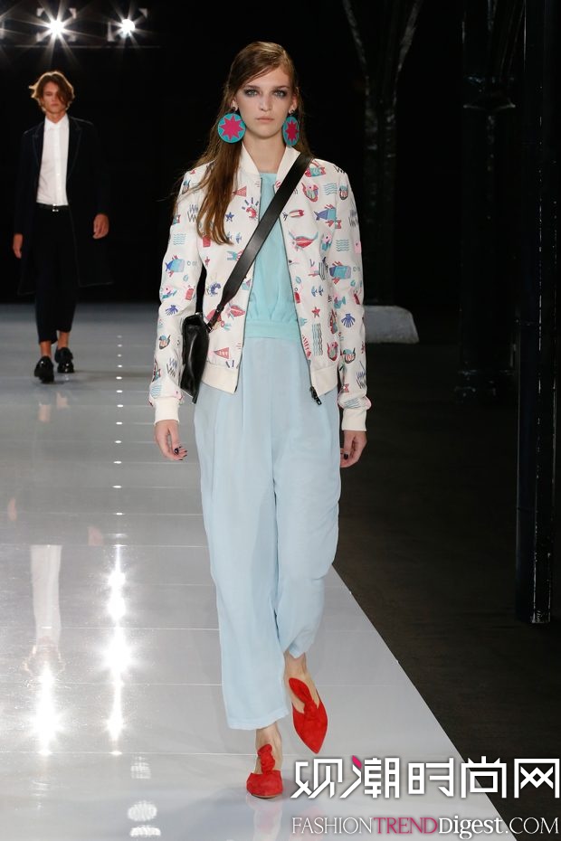 Emporio Armani 2018ϵDƬ