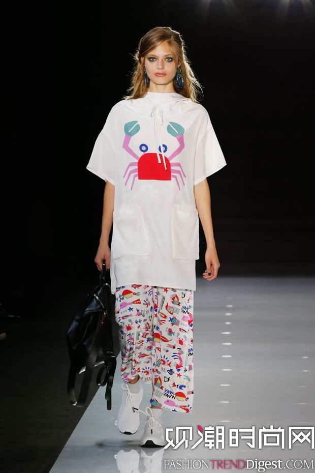 Emporio Armani 2018ϵ(chng)DƬ