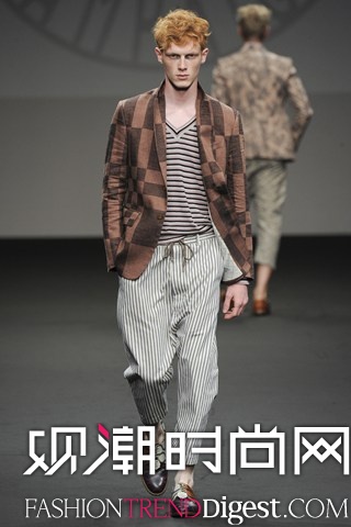 Vivienne Westwood 2016mbܸDƬ