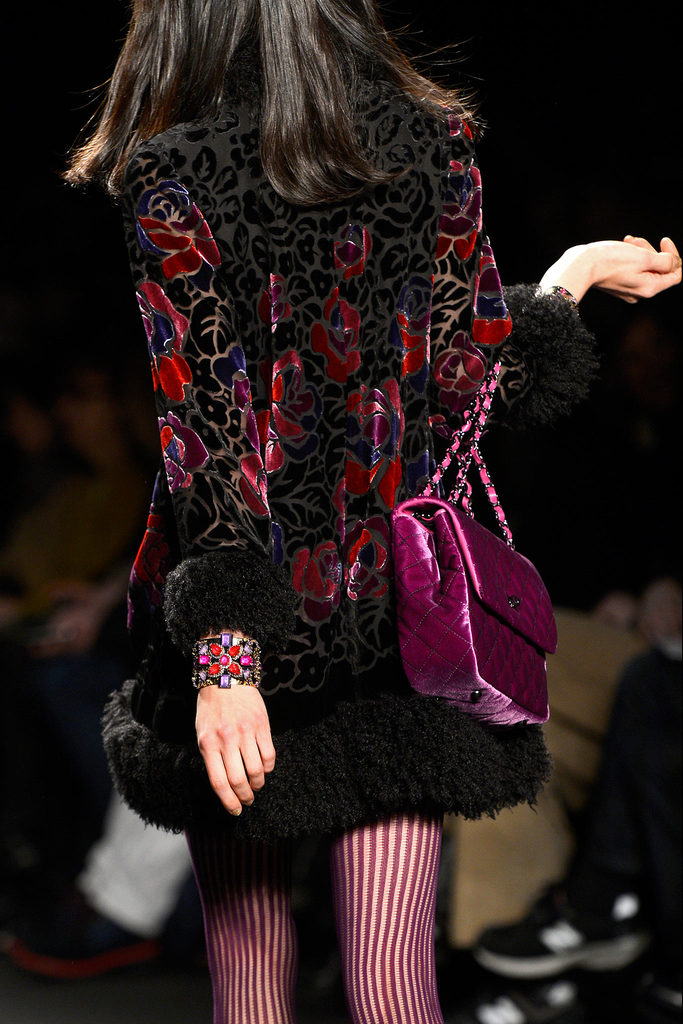 Anna Sui 2013ﶬŮװϵУŦԼʱװܣͼƬ