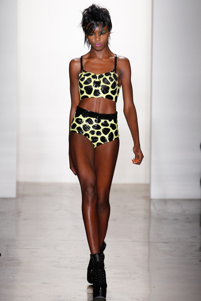 Jeremy Scott 2013ﶬϵУŦԼʱװܣͼƬ