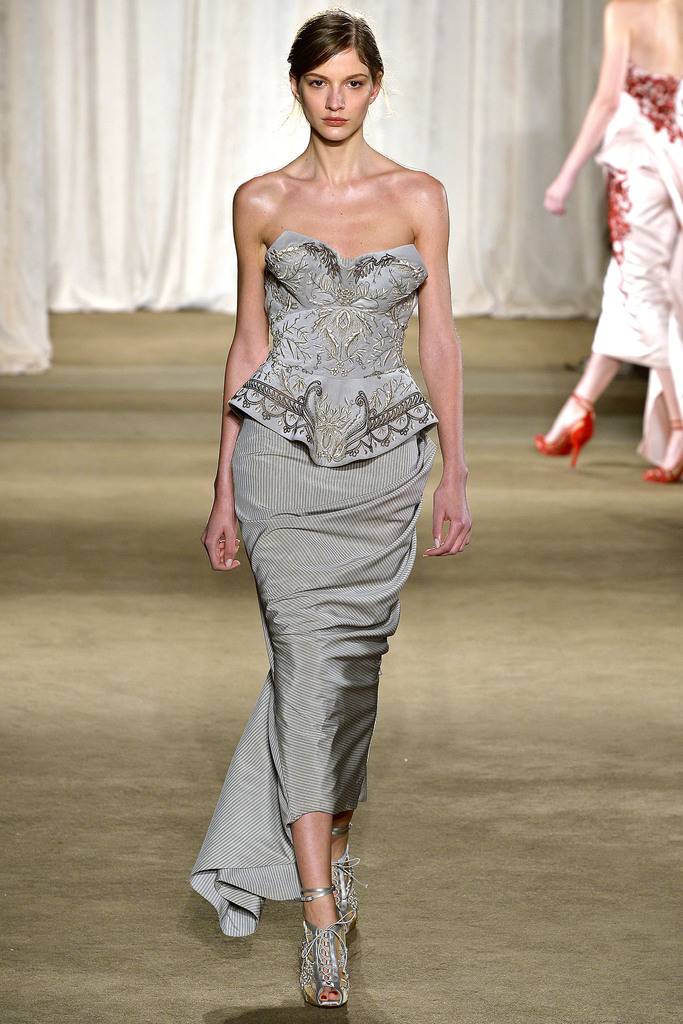 Marchesa 2013ﶬŮװϵУŦԼʱװܣͼƬ