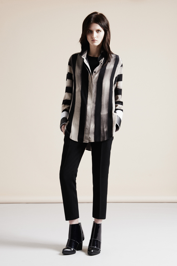 Nicole Farhi 2013ﶬŮbϵиDƬ