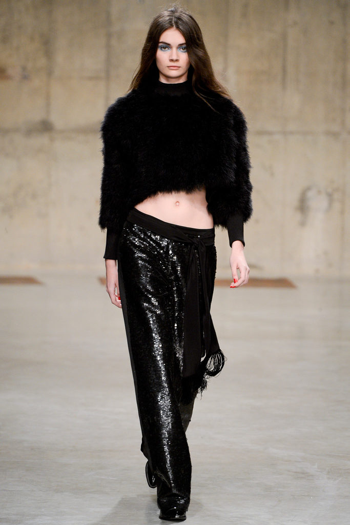 Topshop Unique 2013ﶬŮbϵУؕrbܣDƬ