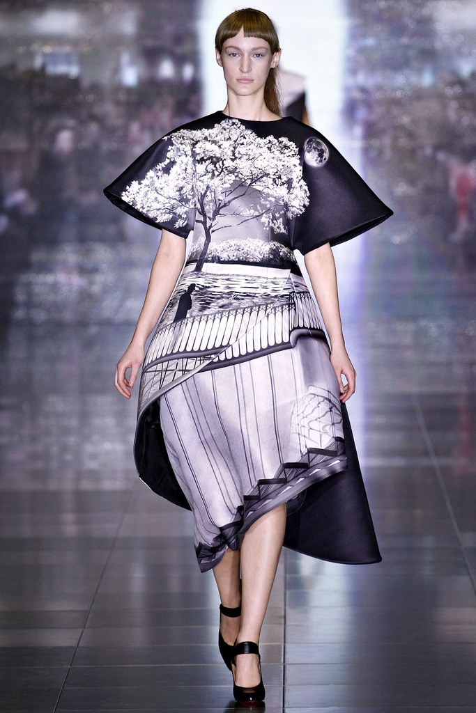 Mary Katrantzou 2013ﶬŮbϵУؕrbܣDƬ