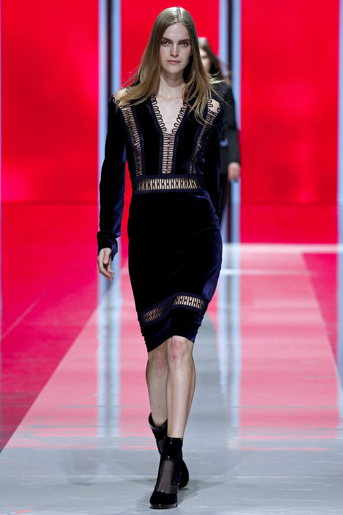 Christopher Kane 2013ﶬŮװϵУ׶ʱװܣͼƬ