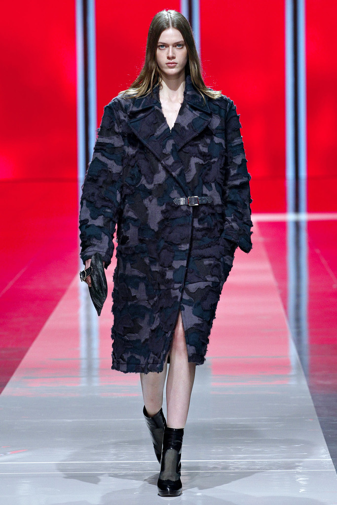 Christopher Kane 2013ﶬŮװϵУ׶ʱװܣͼƬ