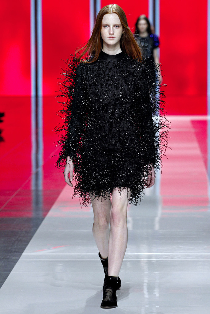 Christopher Kane 2013ﶬŮװϵУ׶ʱװܣͼƬ