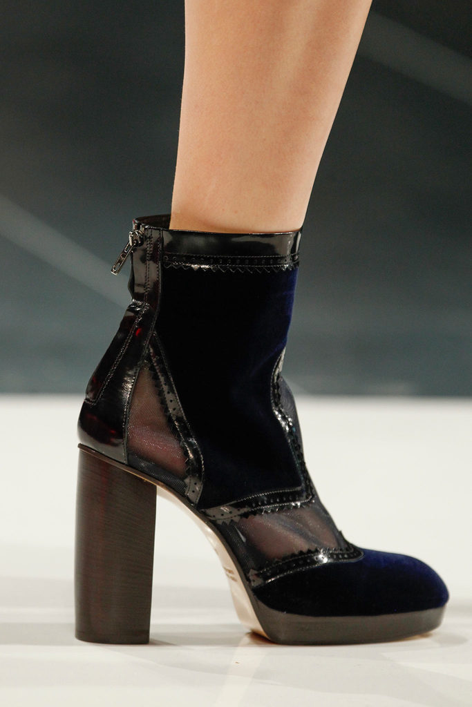 Christopher Kane 2013ﶬŮװϵУ׶ʱװܣͼƬ