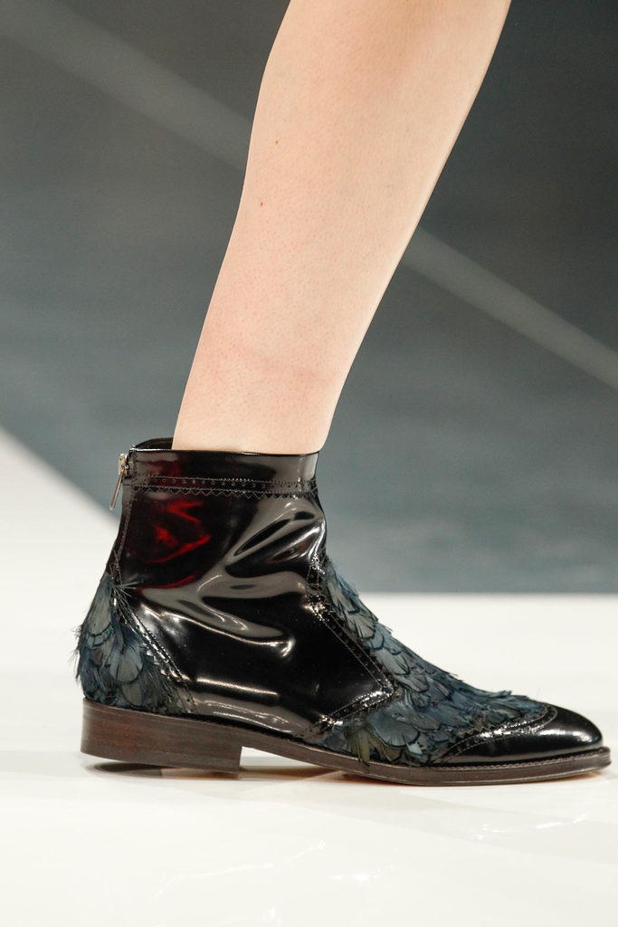 Christopher Kane 2013ﶬŮװϵУ׶ʱװܣͼƬ