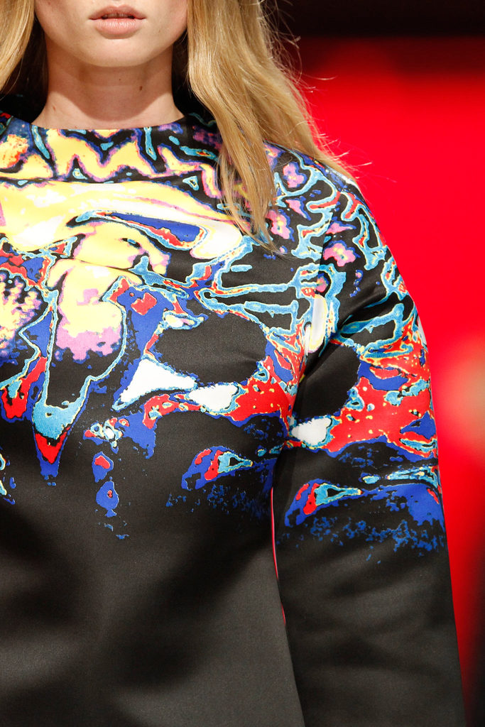 Christopher Kane 2013ﶬŮװϵУ׶ʱװܣͼƬ