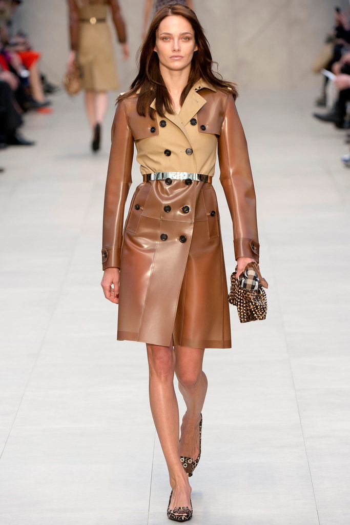 Burberry Prorsum 2013ﶬŮװϵУ׶ʱװܣͼƬ