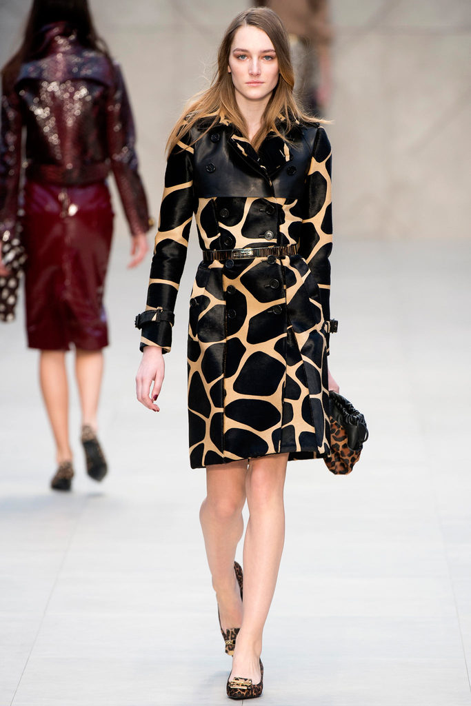 Burberry Prorsum 2013ﶬŮװϵУ׶ʱװܣͼƬ