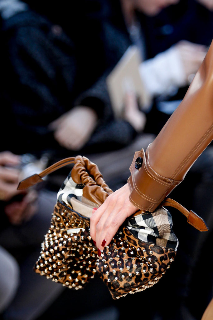 Burberry Prorsum 2013ﶬŮװϵУ׶ʱװܣͼƬ