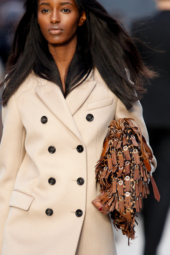 Burberry Prorsum 2013ﶬŮװϵУ׶ʱװܣͼƬ