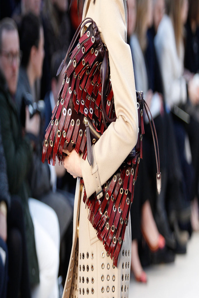 Burberry Prorsum 2013ﶬŮװϵУ׶ʱװܣͼƬ