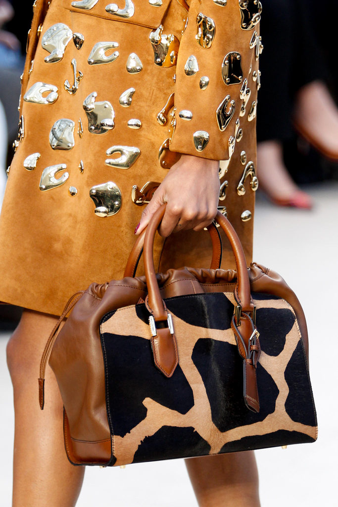 Burberry Prorsum 2013ﶬŮװϵУ׶ʱװܣͼƬ