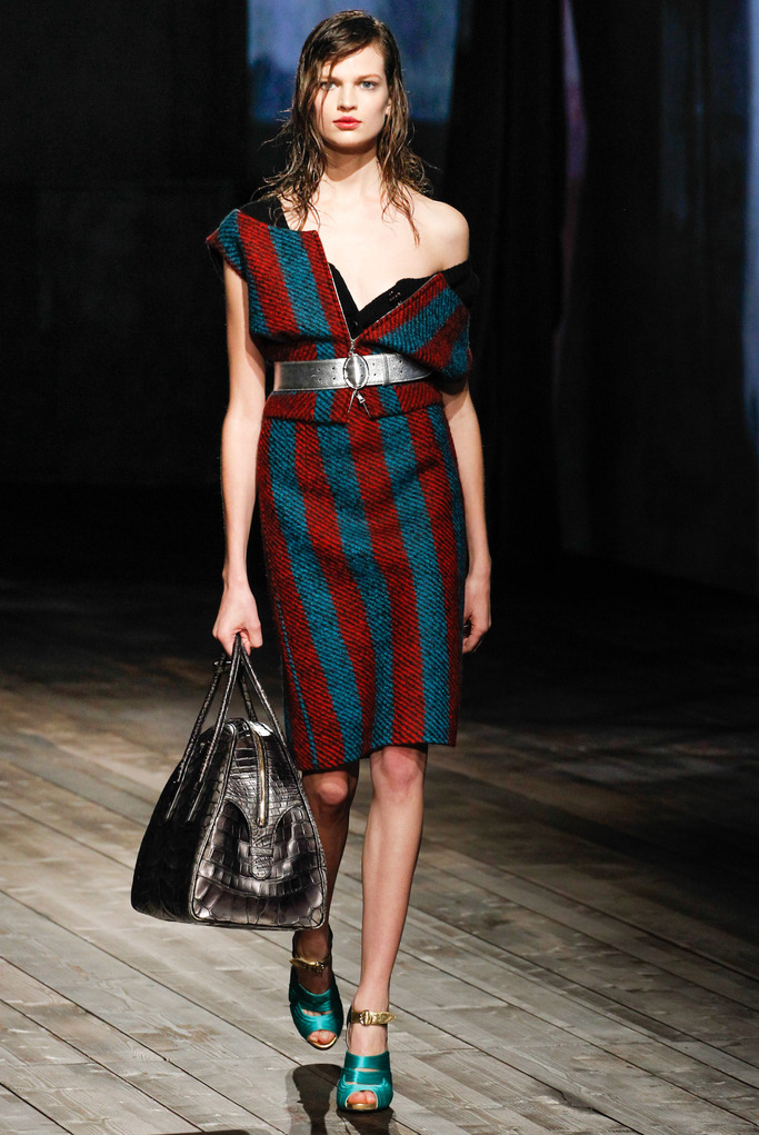 Prada 2013ﶬŮװϵУʱװܣͼƬ