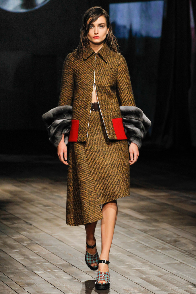 Prada 2013ﶬŮװϵУʱװܣͼƬ