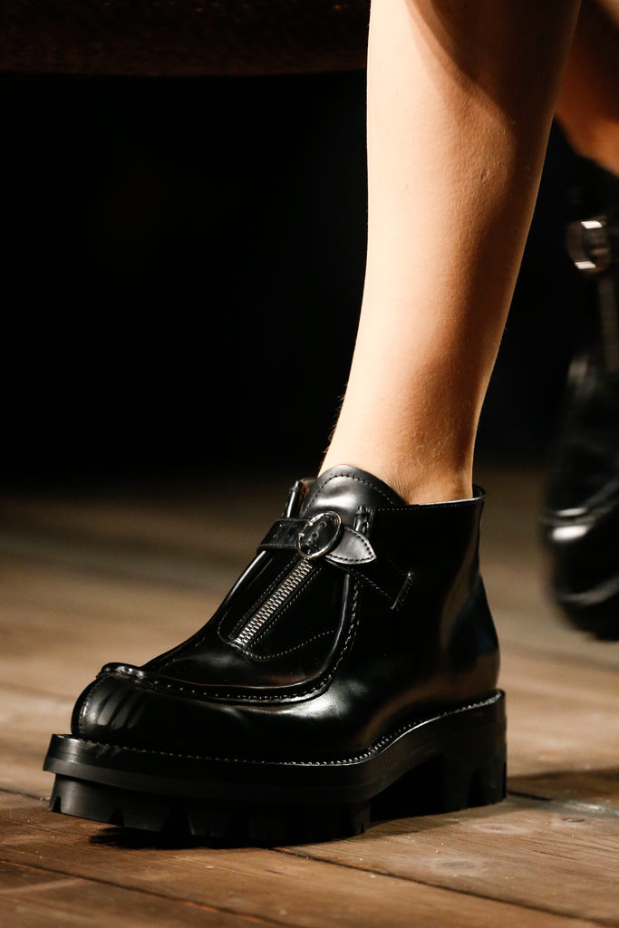 Prada 2013ﶬŮװϵУʱװܣͼƬ