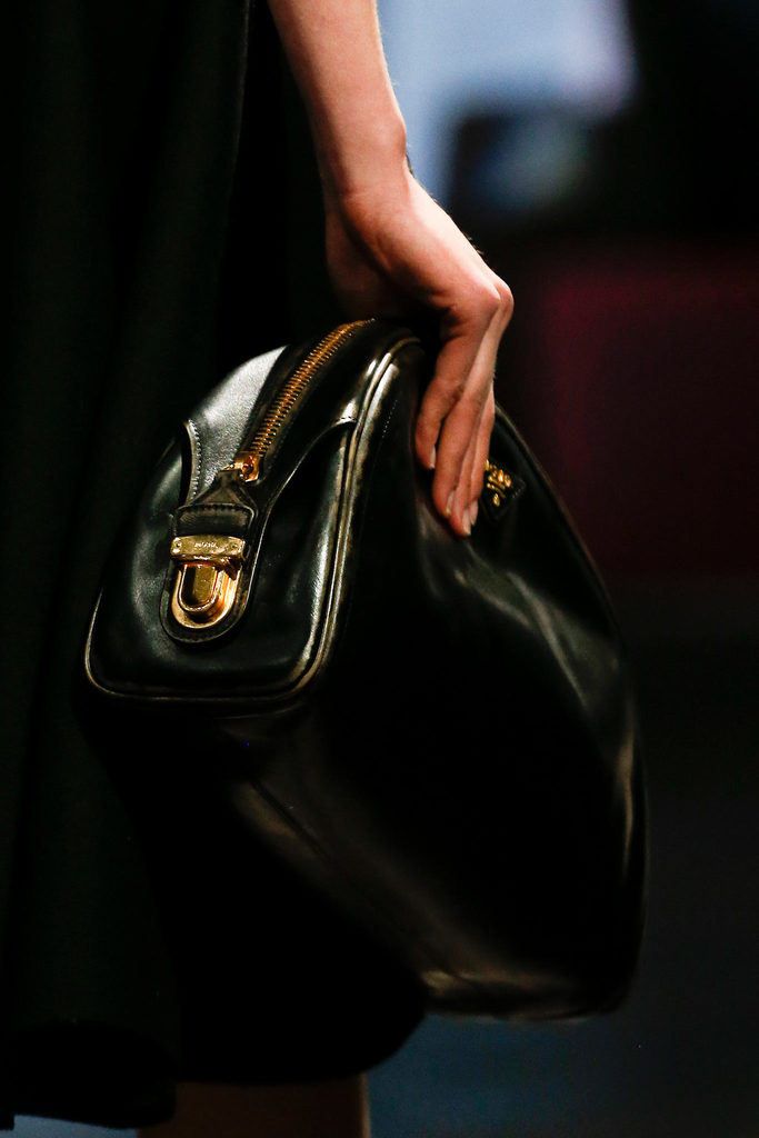 Prada 2013ﶬŮװϵУʱװܣͼƬ