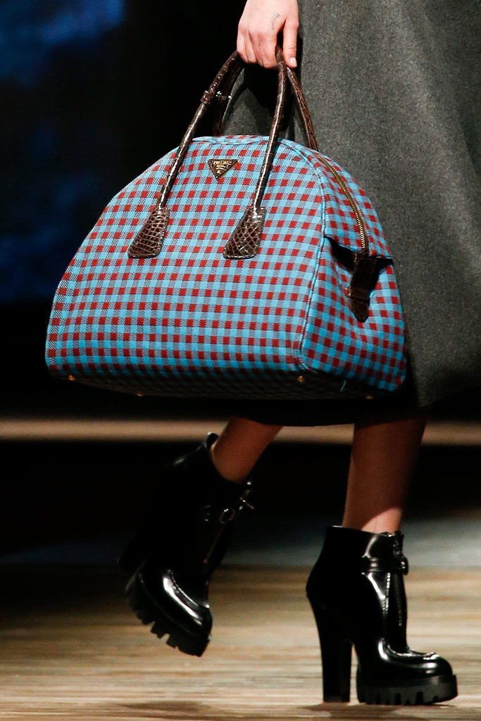 Prada 2013�ﶬŮװϵ�У�����ʱװ�ܣ�����ͼƬ