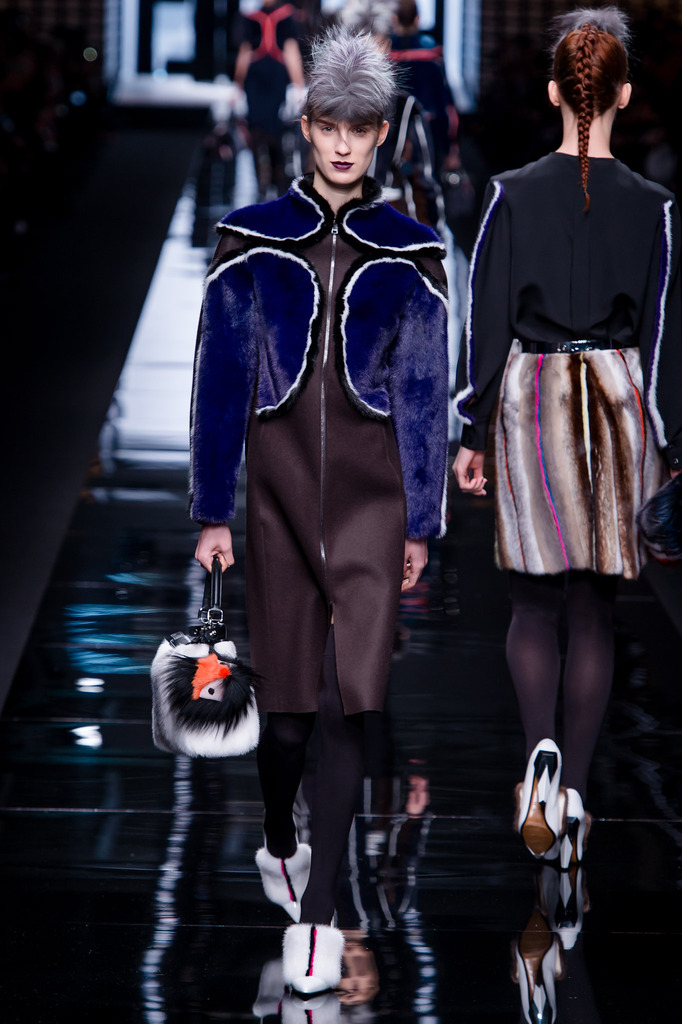 Fendi 2013ﶬŮװϵУʱװܣͼƬ