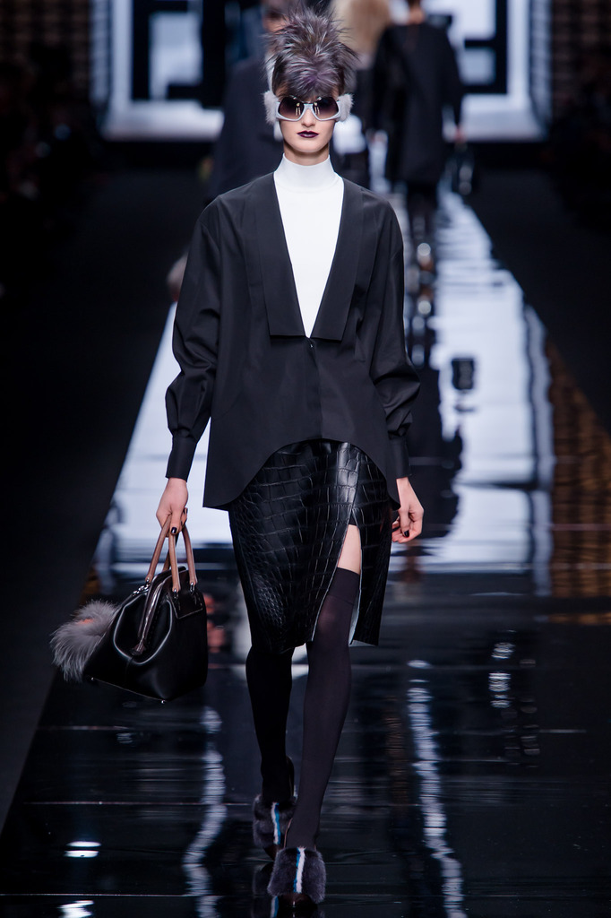 Fendi 2013ﶬŮbϵУmrbܣDƬ
