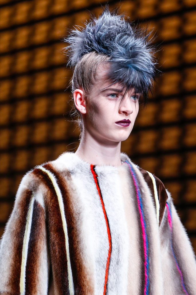 Fendi 2013ﶬŮbϵУmrbܣDƬ