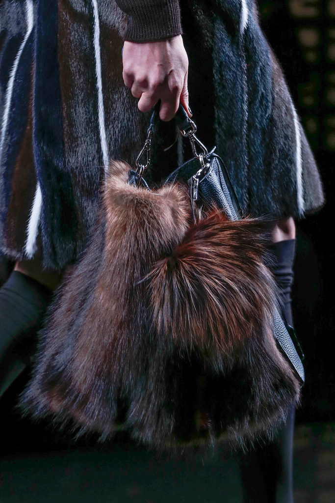Fendi 2013ﶬŮbϵУmr(sh)bܣDƬ