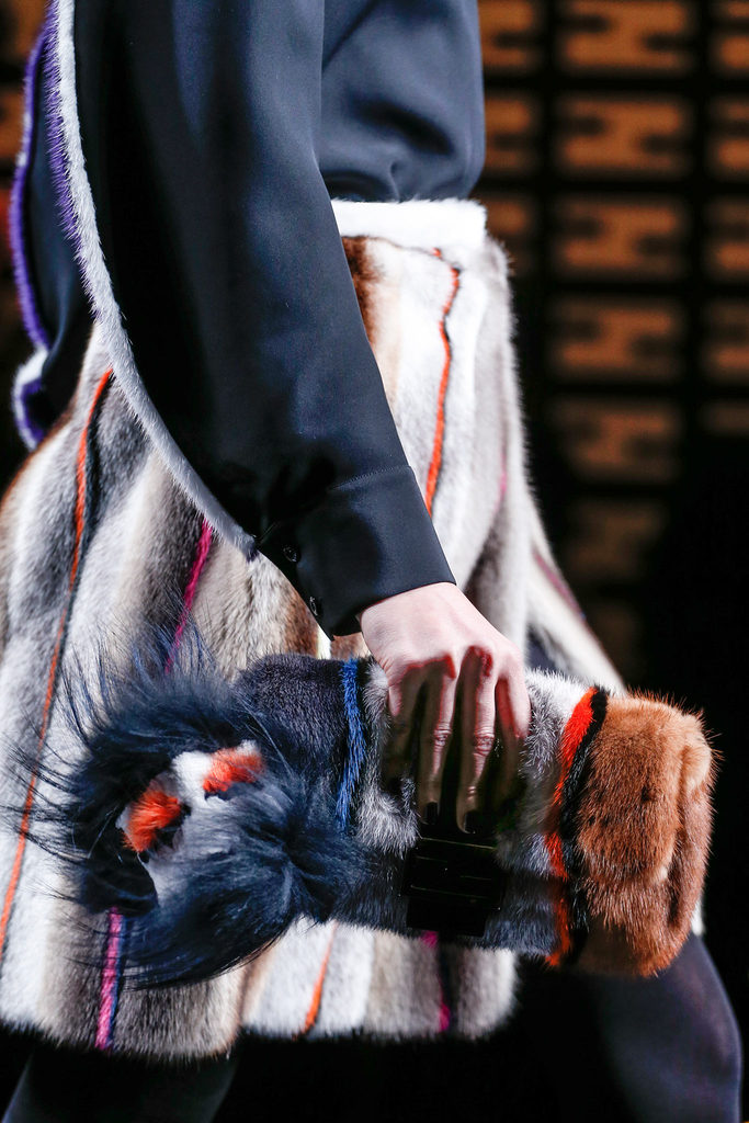 Fendi 2013ﶬŮbϵУmrbܣDƬ