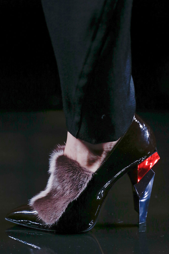 Fendi 2013ﶬŮbϵУmrbܣDƬ