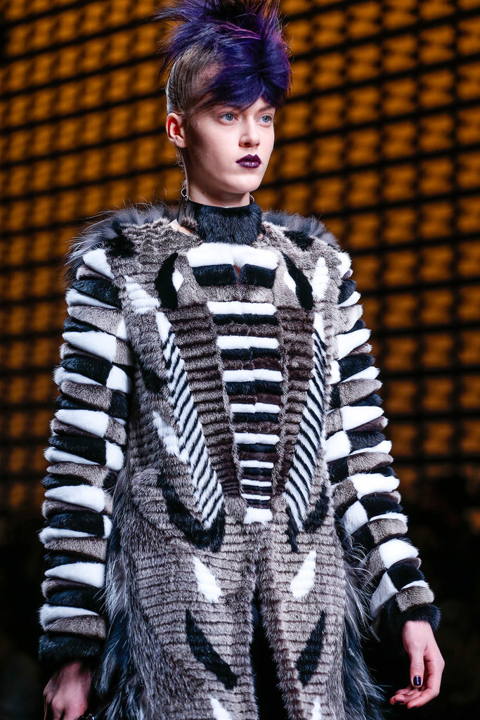 Fendi 2013ﶬŮbϵУmr(sh)bܣDƬ